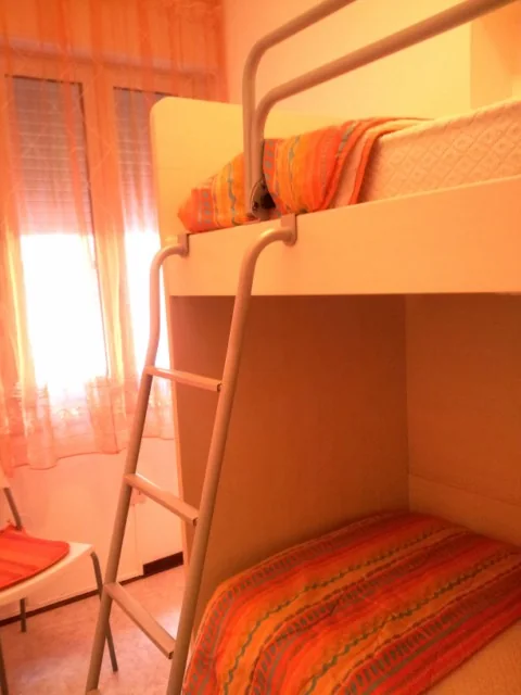 Appartamento 1: Cameretta con letto a castello