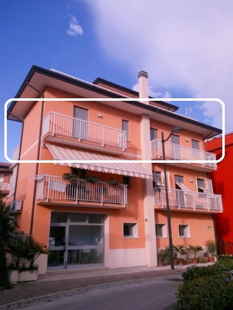 Appartamento 4: Esterno dell’Appartamento 4, Via dei Tribuni